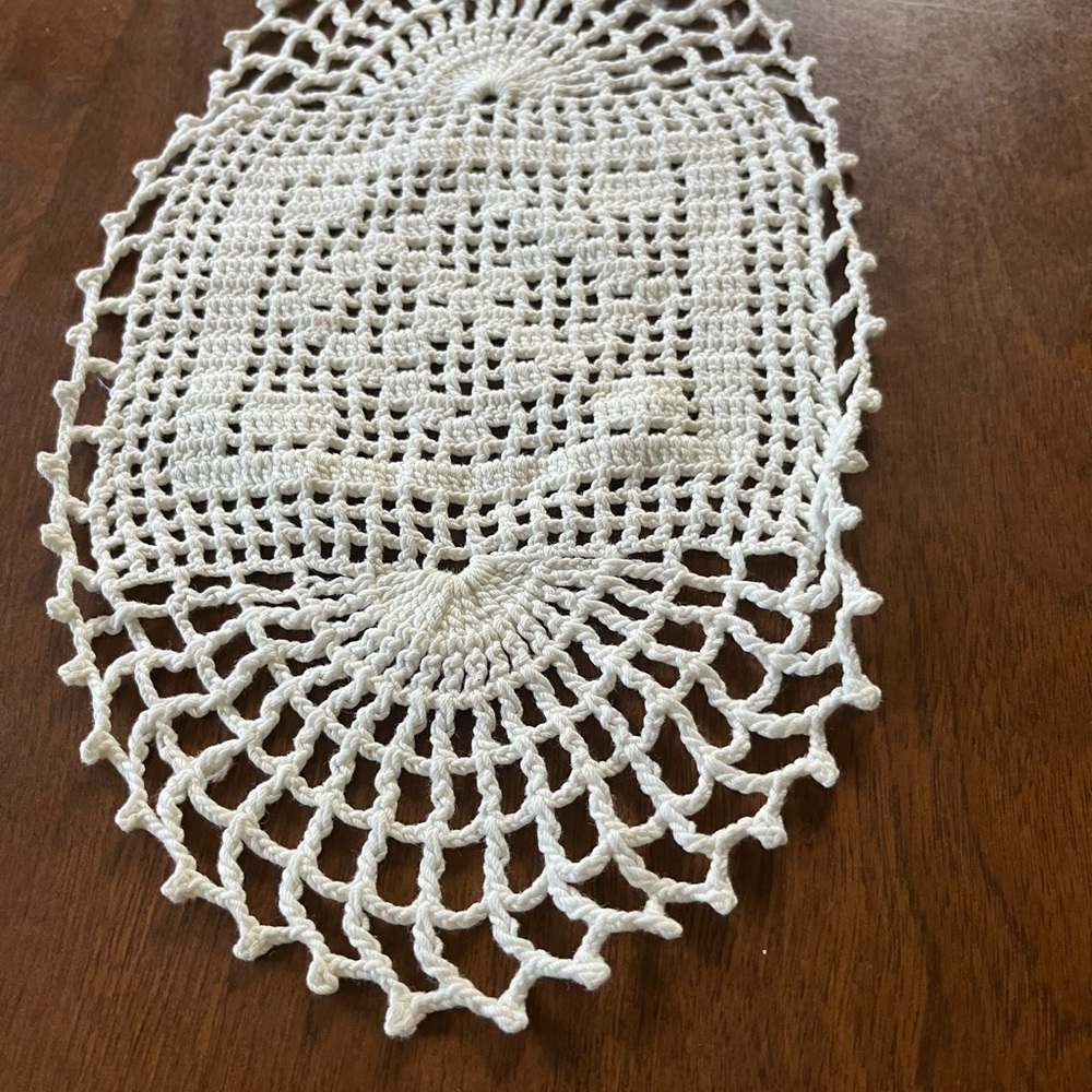 Cream Crochet Table Runner - Picture 2 of 4